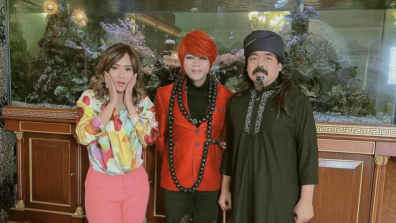 Inul Daratista dan Adam Suseno Kedatangan Pesulap Merah.