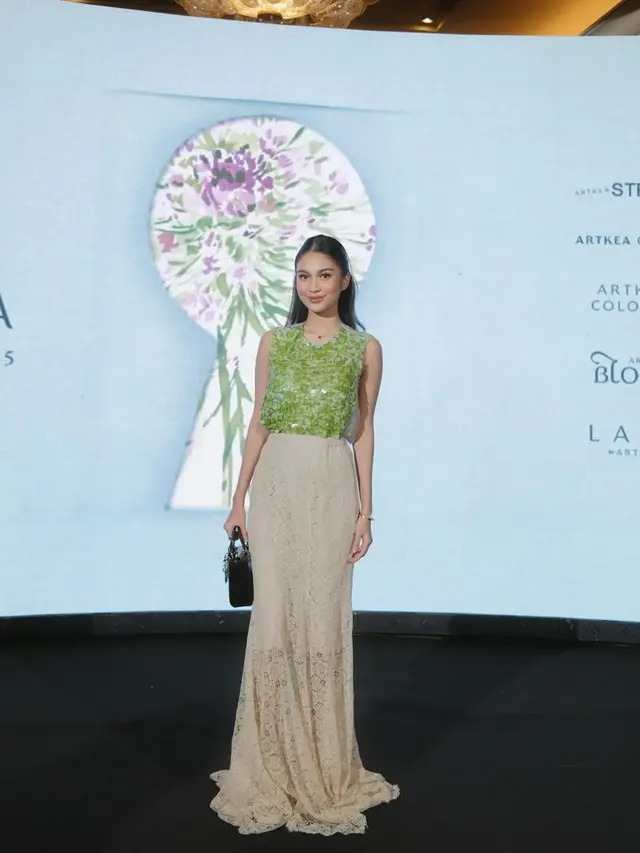 5 Artis Hadir di Artkea Annual Show 2025, Detail Menawan Pakai Outfit Brokat