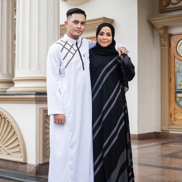 6 Potret Muzdalifah dan Fadel Islami Kompakan Pakai Gamis Ini Curi Perhatian