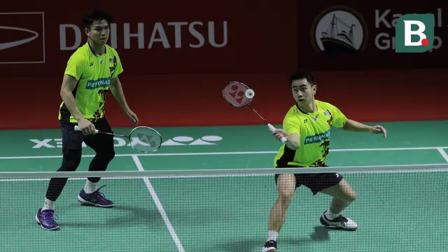 Foto: Melihat Aksi Come Back Gemilang Marcus/Kevin atas Ganda Malaysia yang Loloskan Minions ke Semifinal Daihatsu Indonesia Masters 2022