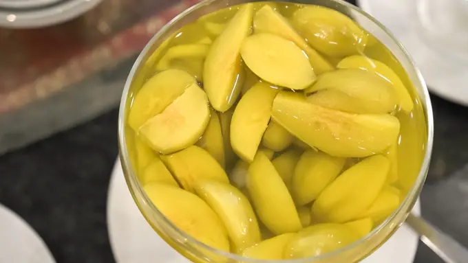 buah kedondong manisan