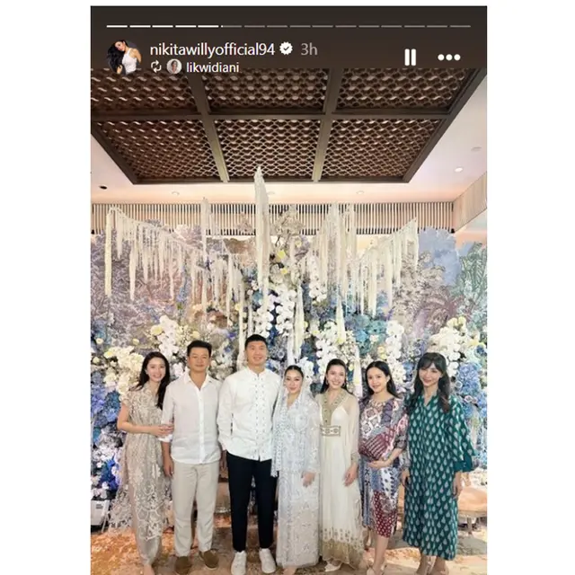 6 Potret Pengajian 4 Bulanan Kehamilan Nikita Willy