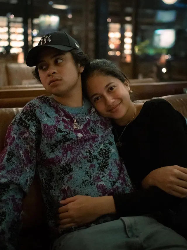 [Fimela] Bastian Steel dan Sitha Marino