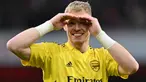 Dalam sepak bola Inggris, Bournemouth hanyalah berstatus sebagai klub penggembira yang prestasinya stagnan sebagai langganan promosi dan degradasi di Premier League. Namun hebatnya, Bournemouth menjadi salah satu klub yang amat berpengaruh dalam beberapa bursa transfer pemain belakangan ini. Tercatat, beberapa kali Bournemouth mampu melepas pemainnya ke sesama klub Inggris dengan nilai fantastis untuk ukuran klub papan bawah. Seperti 5 penjualan pemain berikut ini. (AFP/Glyn Kirk)