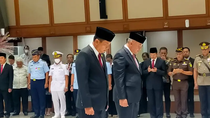 Penjabat (Pj) Gubernur DKI Jakarta Heru Budi Hartono melantik Joko Agus Setyono sebagai Sekda DKI Jakarta (kiri), Rabu (15/2/2023).