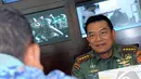 Panglima TNI Jenderal TNI Moeldoko mengatakan, masyarakat tidak was-was dalam pelantikan Joko Widodo dan Jusuf Kalla sebagai Presiden dan Wakil Presiden periode 2014-2019, Jakarta, Selasa (14/10/2014) (Liputan6.com/Faisal R Syam)