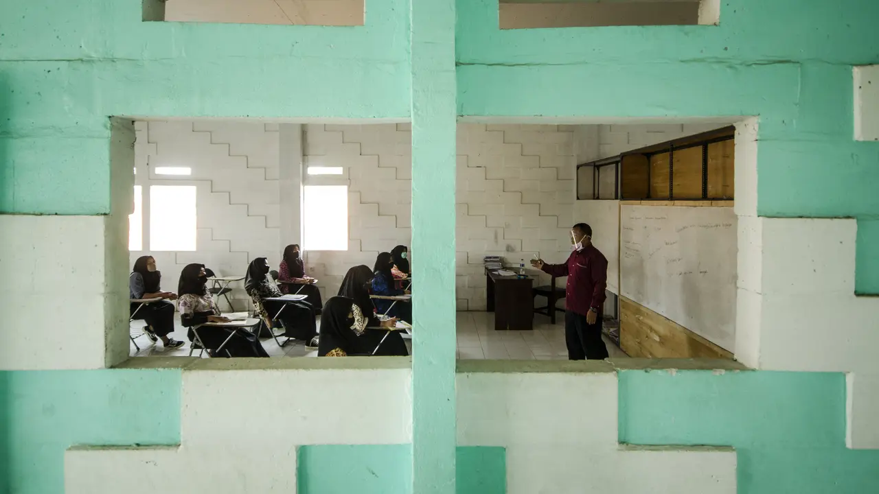 FOTO: Penerapan Pembelajaran Tatap Muka Sekolah di Bandung