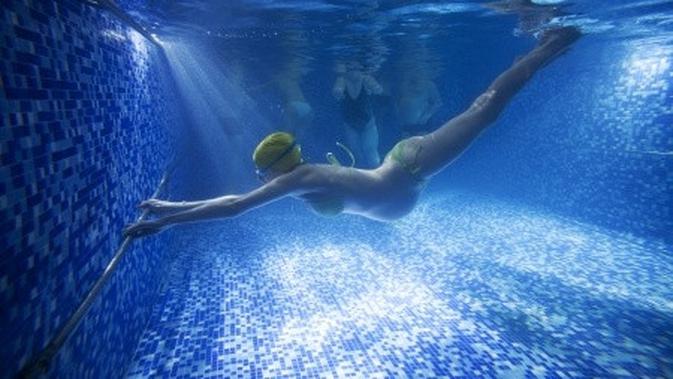 5 Manfaat Berenang Untuk Ibu Hamil Dan Cara Aman Melakukannya Hot Liputan6 Com