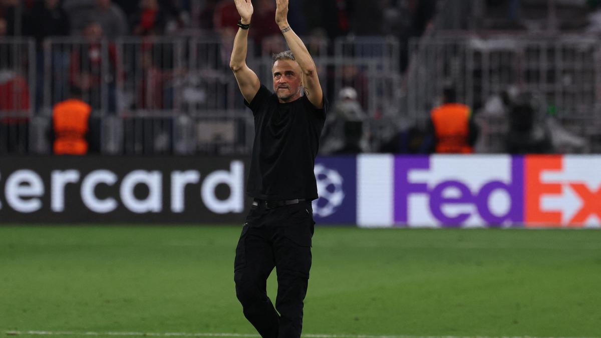 Karakter Kuat PSG: Luis Enrique Puji Mental Juara Usai Singkirkan Bayern Munchen