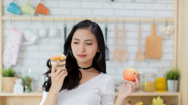 Boleh Kok Makan Enak Saat Diet! Ini 11 Trik agar Tetap Seimbang