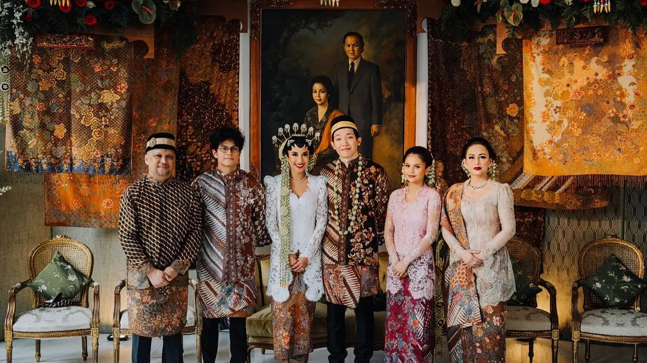 6 Potret Pernikahan Nadia Sofia Cucu Tertua BJ Habibie yang Jarang Terekspos
