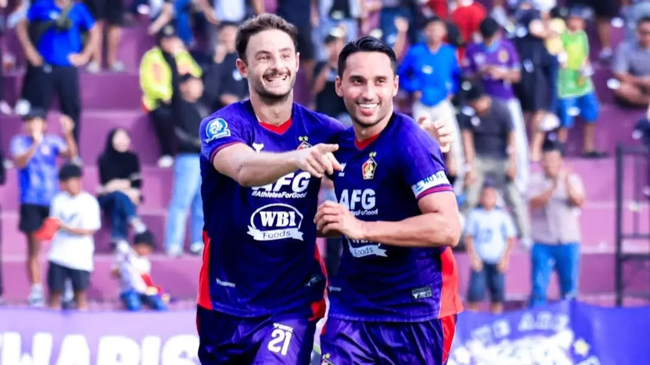 Ezra Walian