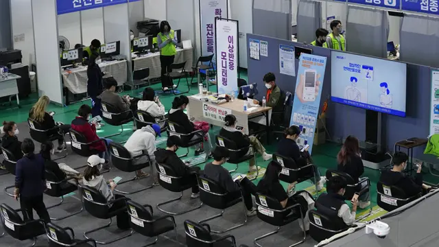 FOTO: Korea Selatan Capai Target Vaksinasi 70 Persen Penduduk