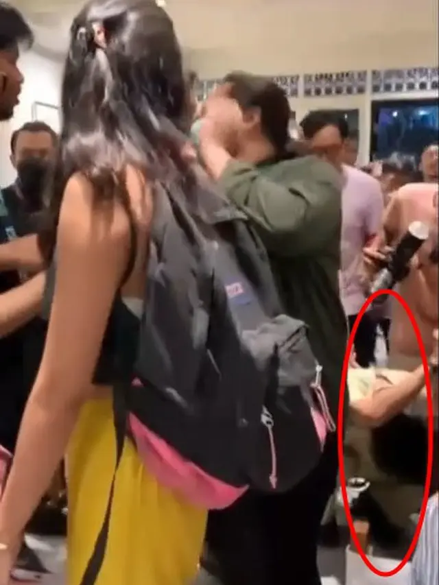 Dikta diduga mendapat pelecehan seksual oleh penggemar. (Foto: Instagram/viralsekali)