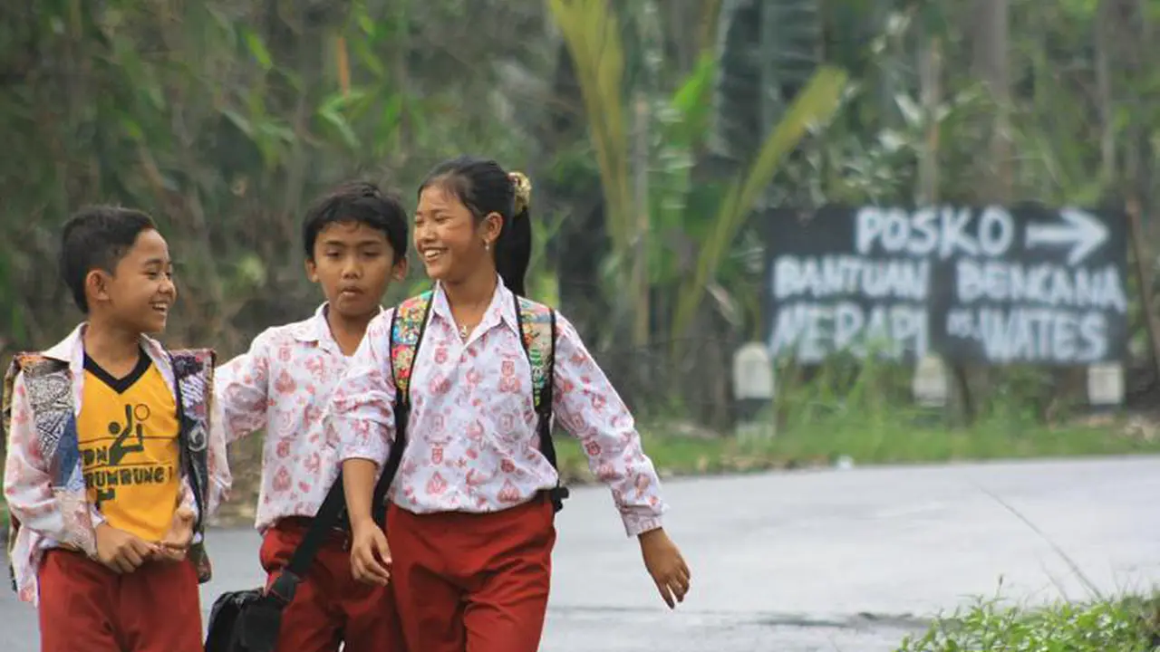 [Bintang] Permainan 90-an: 5 Kebiasaan Pulang Sekolah, Nomor 3 Kamu Banget!