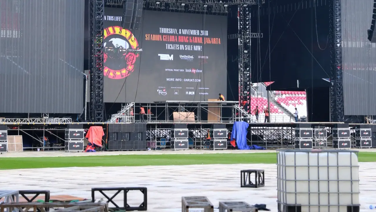 [Fimela] Venue Konser Guns N' Roses