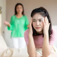 cara menghadapi strict parents/shutterstock/zEdward_Indy