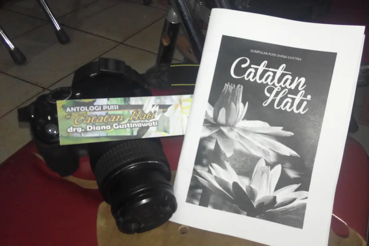 Sebuah antologi puisi karya Drg Diana diluncurkan dalam gelaran sederhana di Gedung Theater Terbuka Taman Budaya Bengkulu
