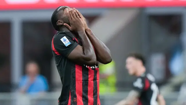 Foto: Wajah Lesu Pemain AC Milan Setelah Dipecundangi Emil Audero Dkk di Liga Italia