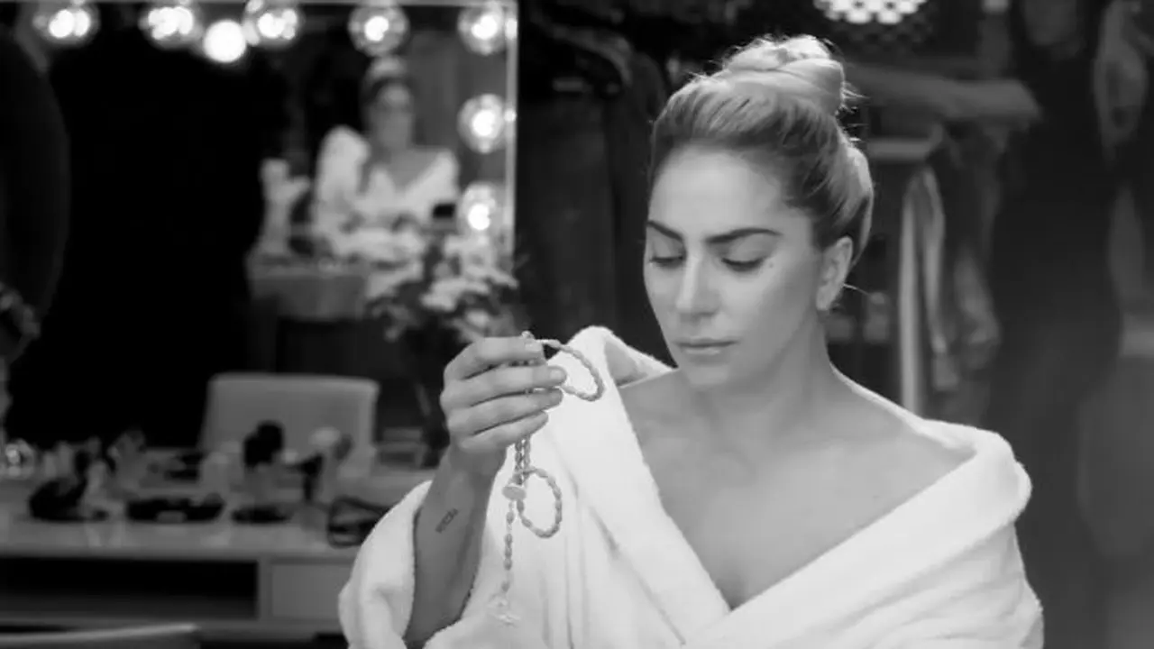 [Bintang] Lady Gaga