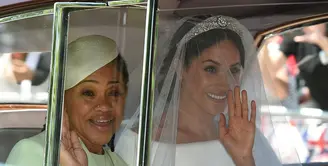 Ibu Meghan Markle dikabaran akan pindah ke Inggris bulan depan. (Oli SCARFF / AFP)