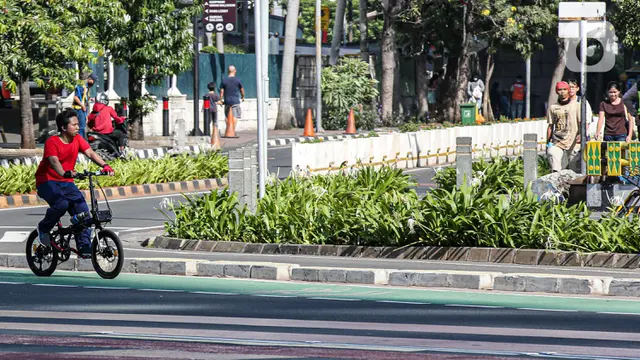FOTO: Idul Adha, Car Free Day Ditiadakan