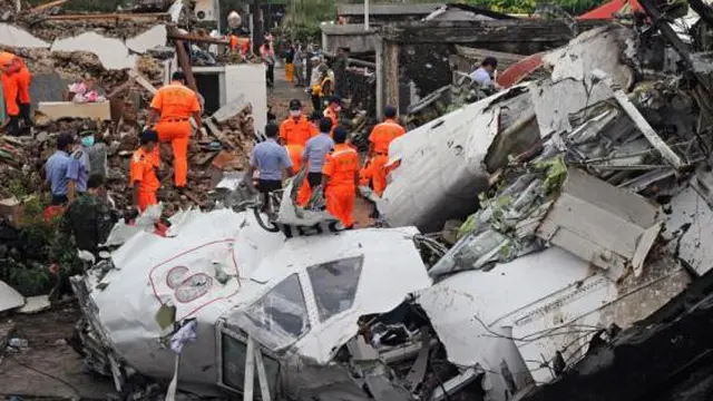 8 Kecelakaan Pesawat Paling Parah Sepanjang 2014