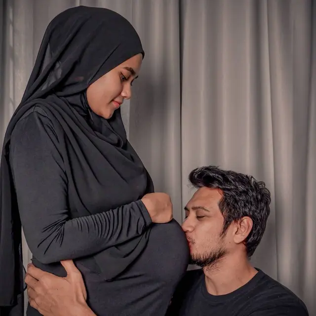 Teuku Mirza mendapatkan anak kedua berjenis kelamin laki-laki (https://www.instagram.com/p/CSUBrh_hpAl/)