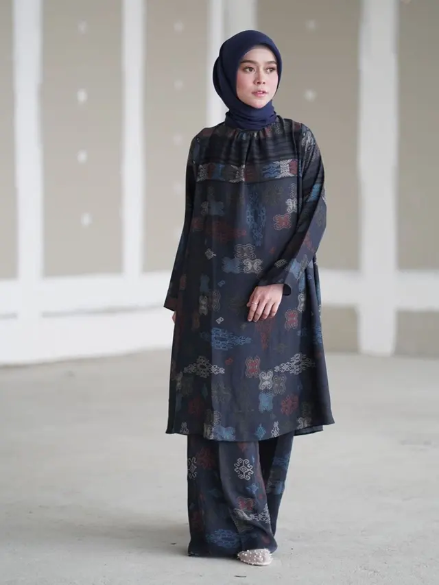 7 Potret Transformasi Lesty Kejora, dari Awal Karier hingga Berhijab dan Sukses