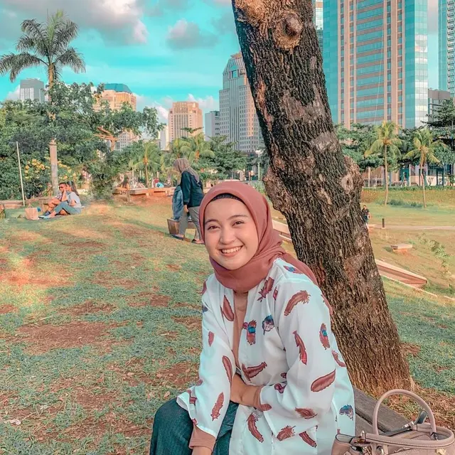 6 Potret Terbaru Salma Paramitha Artis Cilik Era 2000-an, Kini Mantap Berhijab