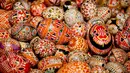  Kreasi cantik telur paskah dari Republik Ceko  di Pameran Telur Dunia (16/04/2014) di museum kota Schwabach, Jerman selatan (AFP Photo/Daniel Karmann).