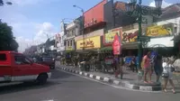 Jalan Malioboro, Yogyakarta menjadi tujuan wisata pada libur Natal (Liputan6.com/ Fathi Mahmud)