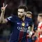 Bintang PSG, Khvicha Kvaratskhelia, memberikan instruksi saat menghadapi Bayern Munchen pada semifinal leg 1 Liga Champions 2025/2026, Rabu (29/4/2026) dini hari WIB. (ALAIN JOCARD / AFP)
