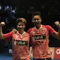 Selamat Tontowi Ahmad/Liliyana Natsir untuk gelar BCA Indonesia open 2017. (Bola.com/Vitalis Yogi Trisna)