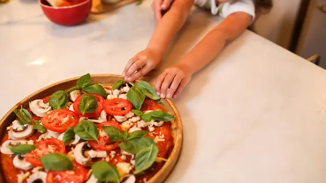 5. Edukasi Menu Sehat dan Disiplin Waktu Makan