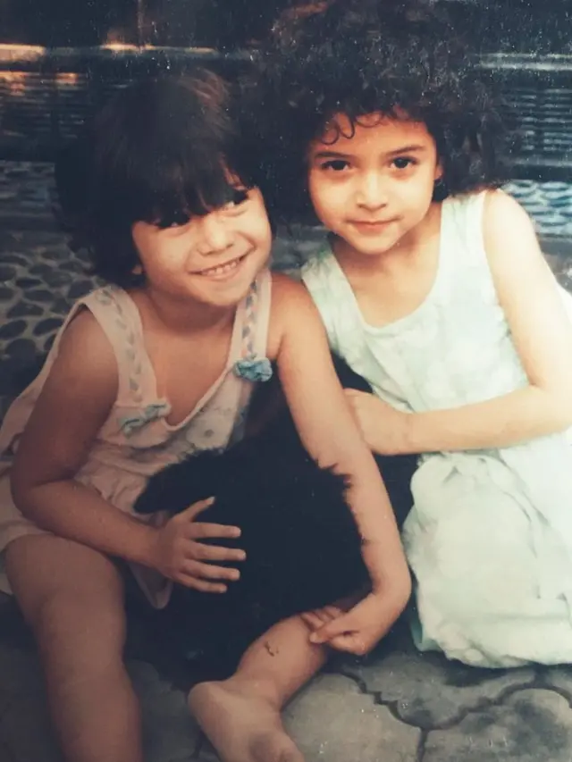 6 Foto Lawas Putri Marino saat Kecil, Rambut Keritingnya Bikin Gemas
