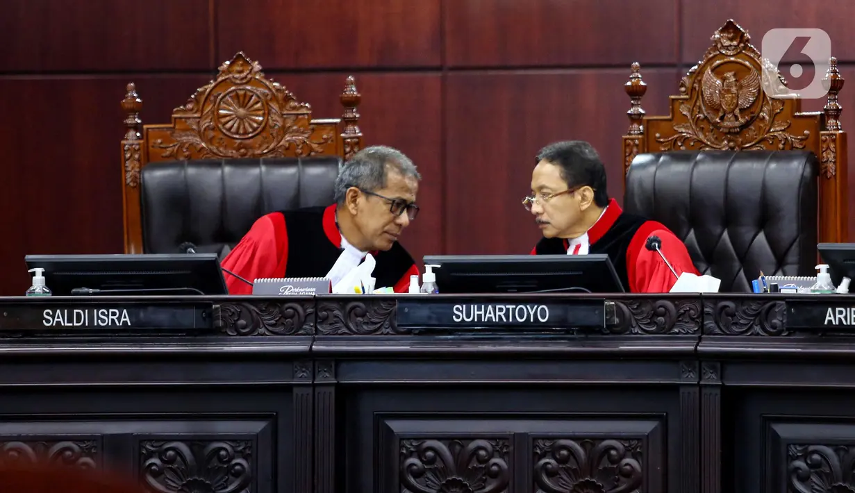 Sidang dengan Nomor 1/PHPU.PRES-XXII/2024 & 2/PHPU.PRES-XXII/2024 menyoroti perihal bantuan sosial (bansos). (Liputan6.com/Angga Yuniar)