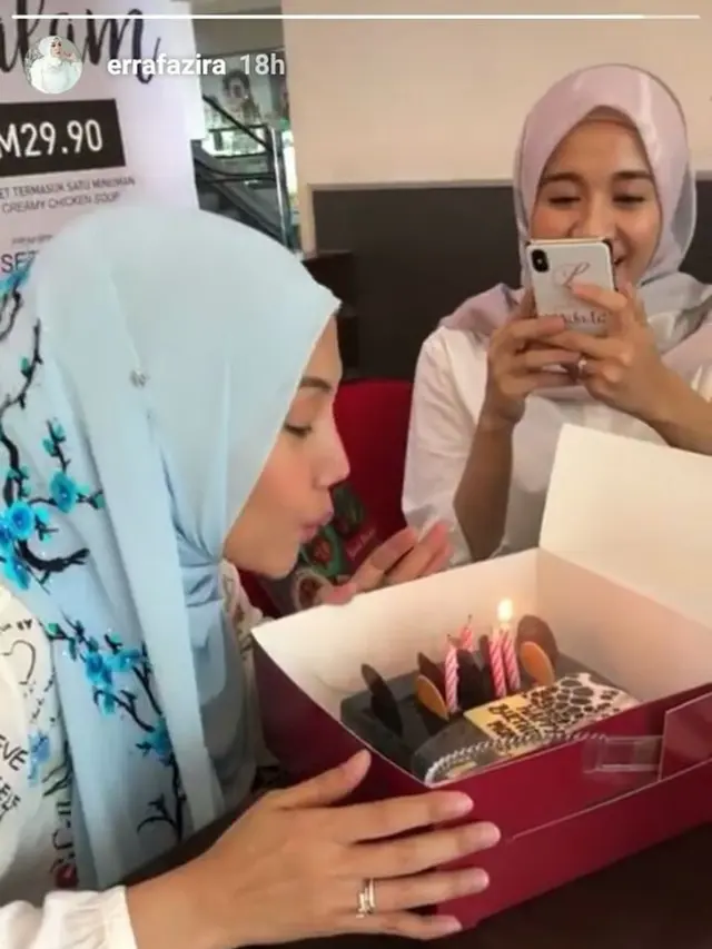 [Bintang] Laudya Cynthia Bella dan Erra Fazira