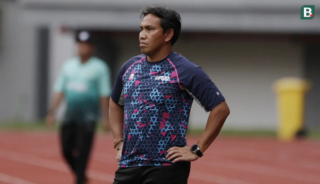 Setelah dua tahun menyerap ilmu Luis Milla, pada tahun 2019 Bima Sakti pun ditunjuk PSSI untuk menjadi pelatih Timnas Indonesia U-16. (Bola.com/M Iqbal Ichsan)