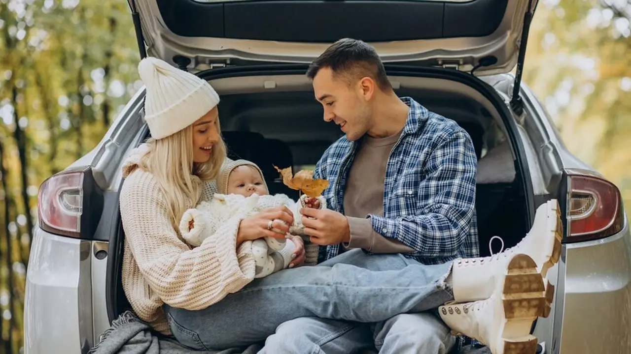 Road trip with baby (Foto Dok: Freepik/senivpetro)
