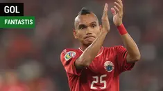 Berita video gol fantastis gelandang Persija Jakarta, Riko Simanjuntak, ke gawang PSIS Semarang dalam lanjutan Gojek Liga 1 2018 bersama Bukalapak, Selasa (18/9/2018).