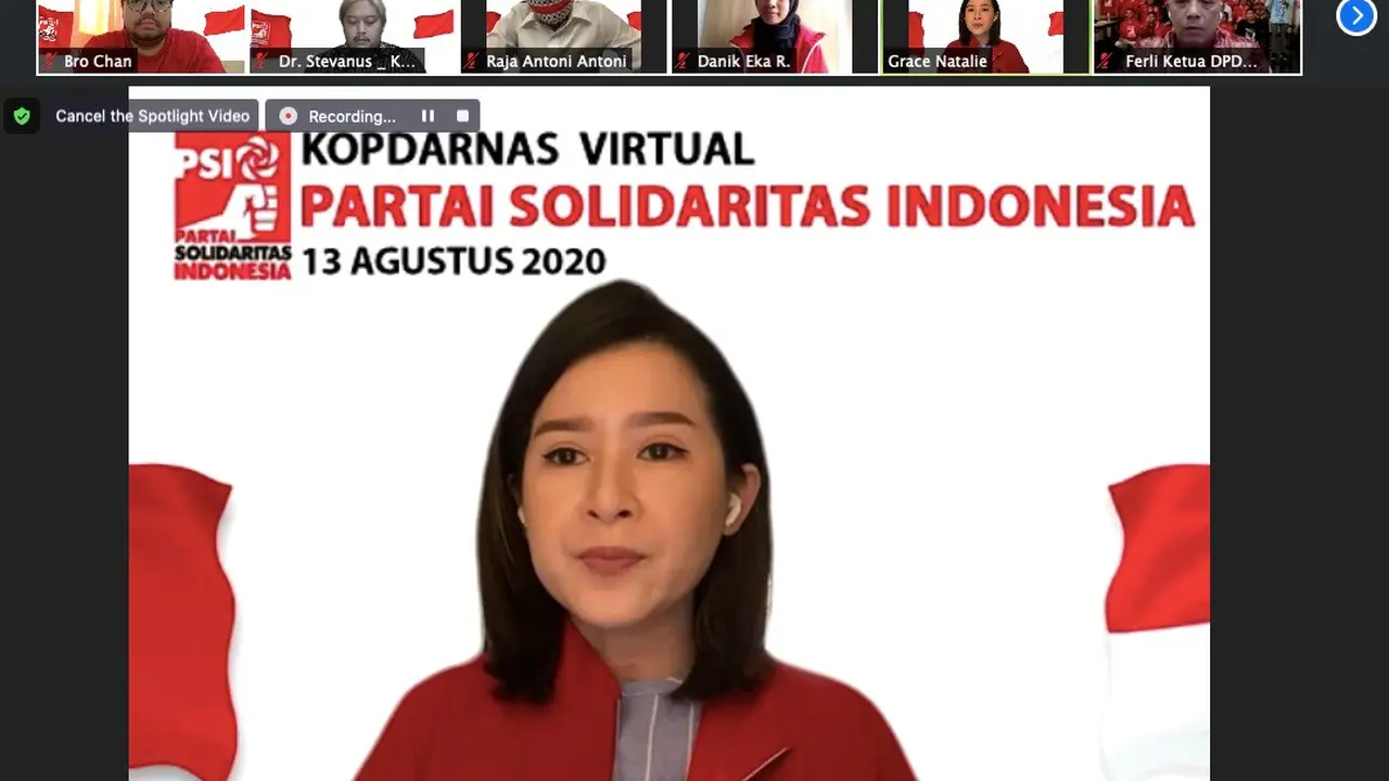Ketua Umum PSI menyampaikan pidato dalam Kopdarnas PSI.