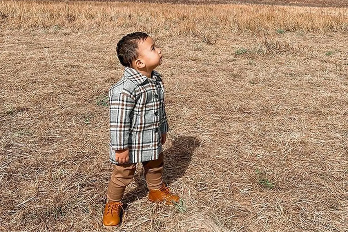 Ukkayasa berwisata ke Gunung Bromo. (Foto: Instagram/zaskiasungkar15)