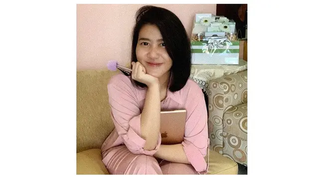6 Gaya Kasual Ajudan Iriana Jokowi, Curi Perhatian Netizen