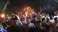 Suasana Baritan tradisi menangkal wabah penyakit ala warga Desa Tegalgubug Lor Kabupaten Cirebon beberapa minggu lalu. Foto (Liputan6.com / Panji Prayitno)