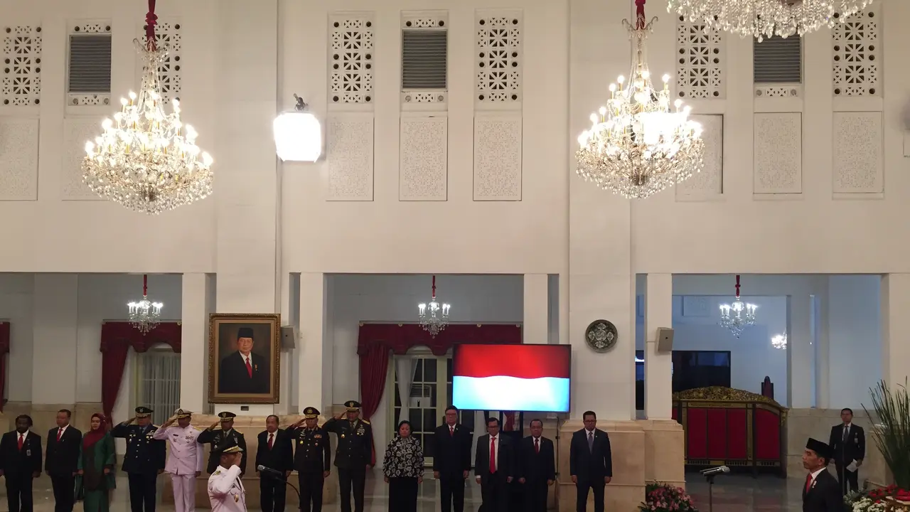 Presiden Joko Widodo atau Jokowi melantik Dedy Ermansyah sebagai Wakil Gubernur Bengkulu di Istana Negara Jakarta, Rabu (25/9/2019).