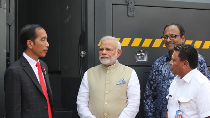 Presiden Jokowi bersama PM India melakukan kerja sama pertahanan dengan penandatanganan MoU antara Tata Motors dan Pindad (dok.PT Pindad)