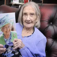Nellie Wright, nenek berusia 109 tahun yang berbagi rahasia umur panjangnya. (SWNS)