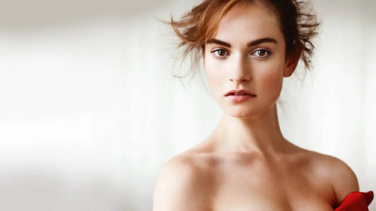 Ketika Lily James Jadi Cinderella di Dunia Nyata