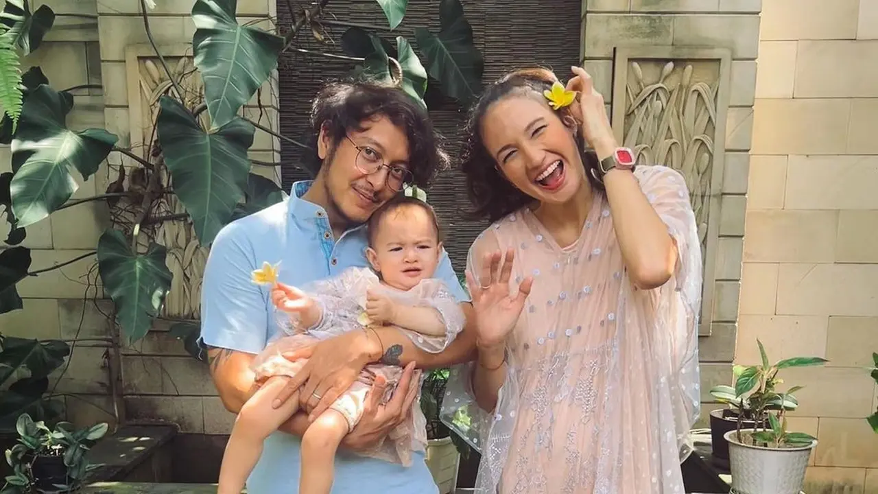Pasangan Artis Beda Agama Kompak Rayakan Lebaran Bersama dalam Busana Kembaran, Rizky Febian-Mahalini hingga Bryan Domani-Mawar Eva